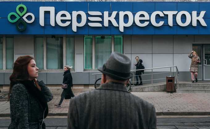 «Перекресток» снял с продажи рыбу «Люди любят» из-за червей