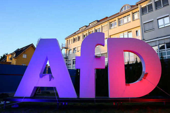 Рейтинг "Альтернативы для Германии" вырос до рекордных 26%